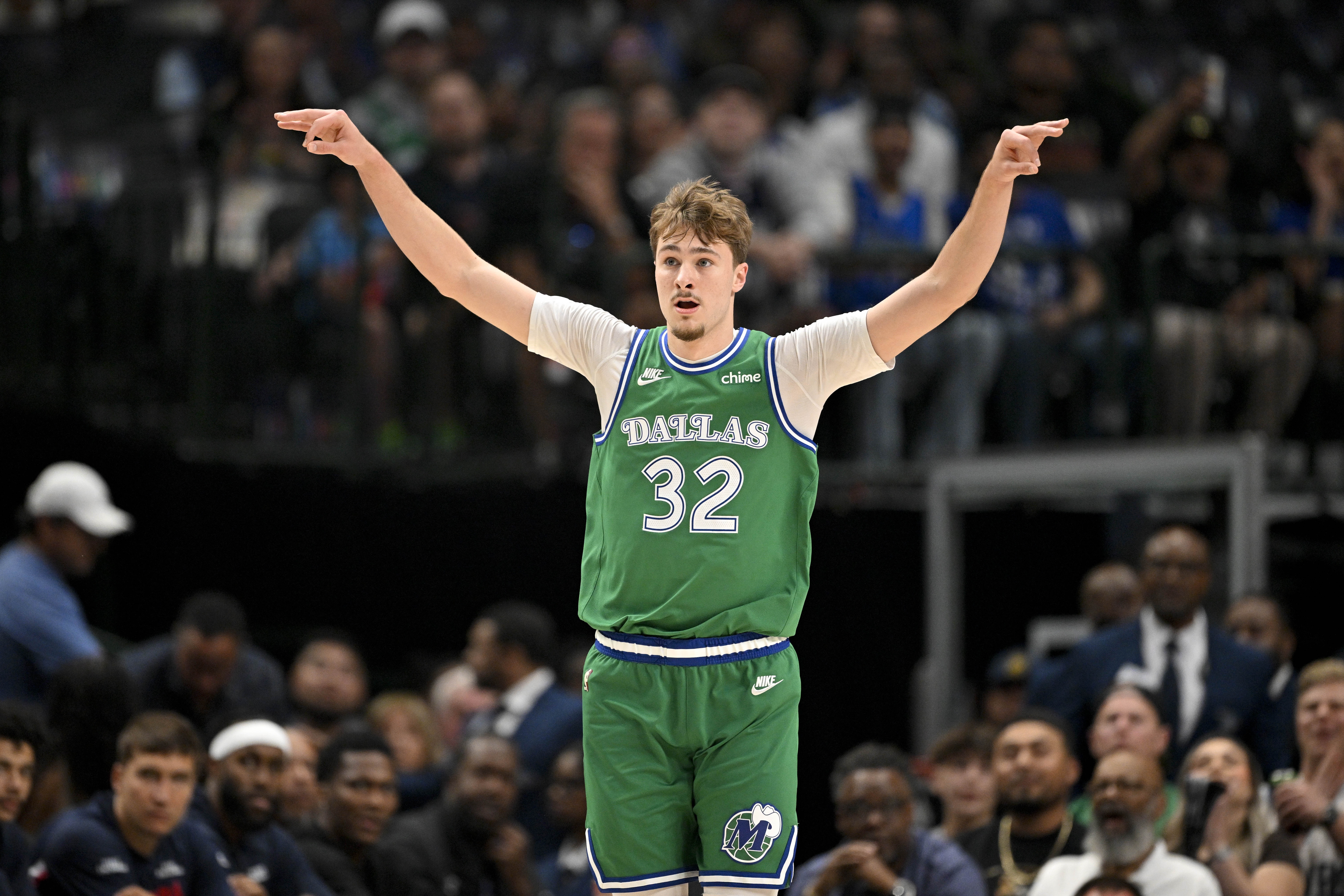 开云体育下载-全面！状元弗拉格首个赛季场均21分6.7板4.5助1.2断 投篮46.8%